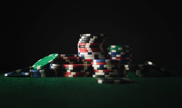 Red Tiger slot game interface on sinarbet358 showing reels and paytable